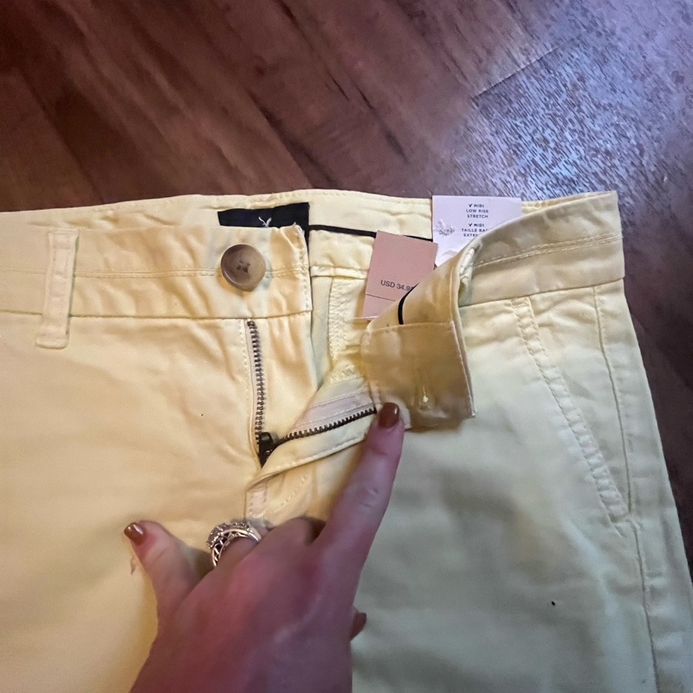 American Eagle 🦅 shorts